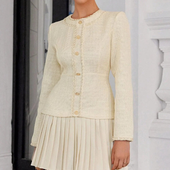 Beige Elegant Women's French Retro Waist Slimming Chic Mixed Fabric Dress - Picture 4 of 4